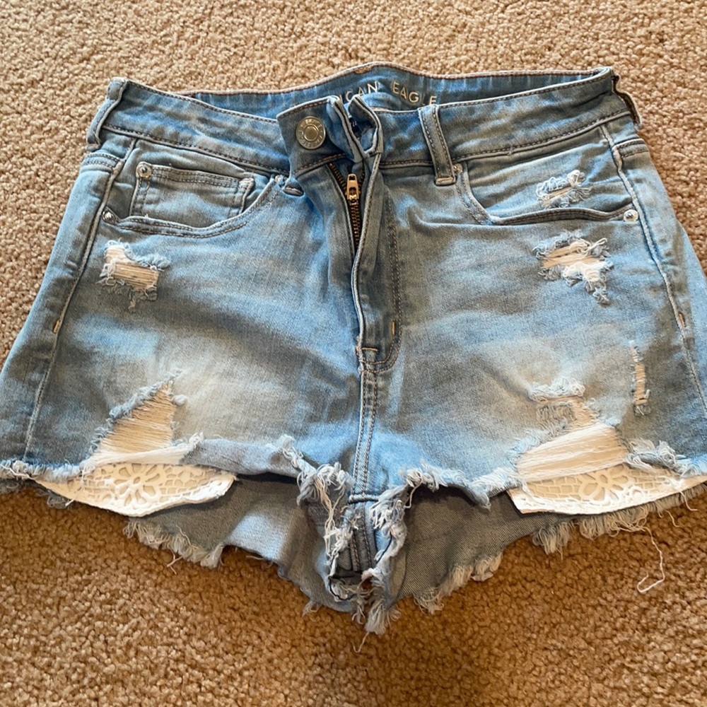 American Eagle lace pocket shorts high rise